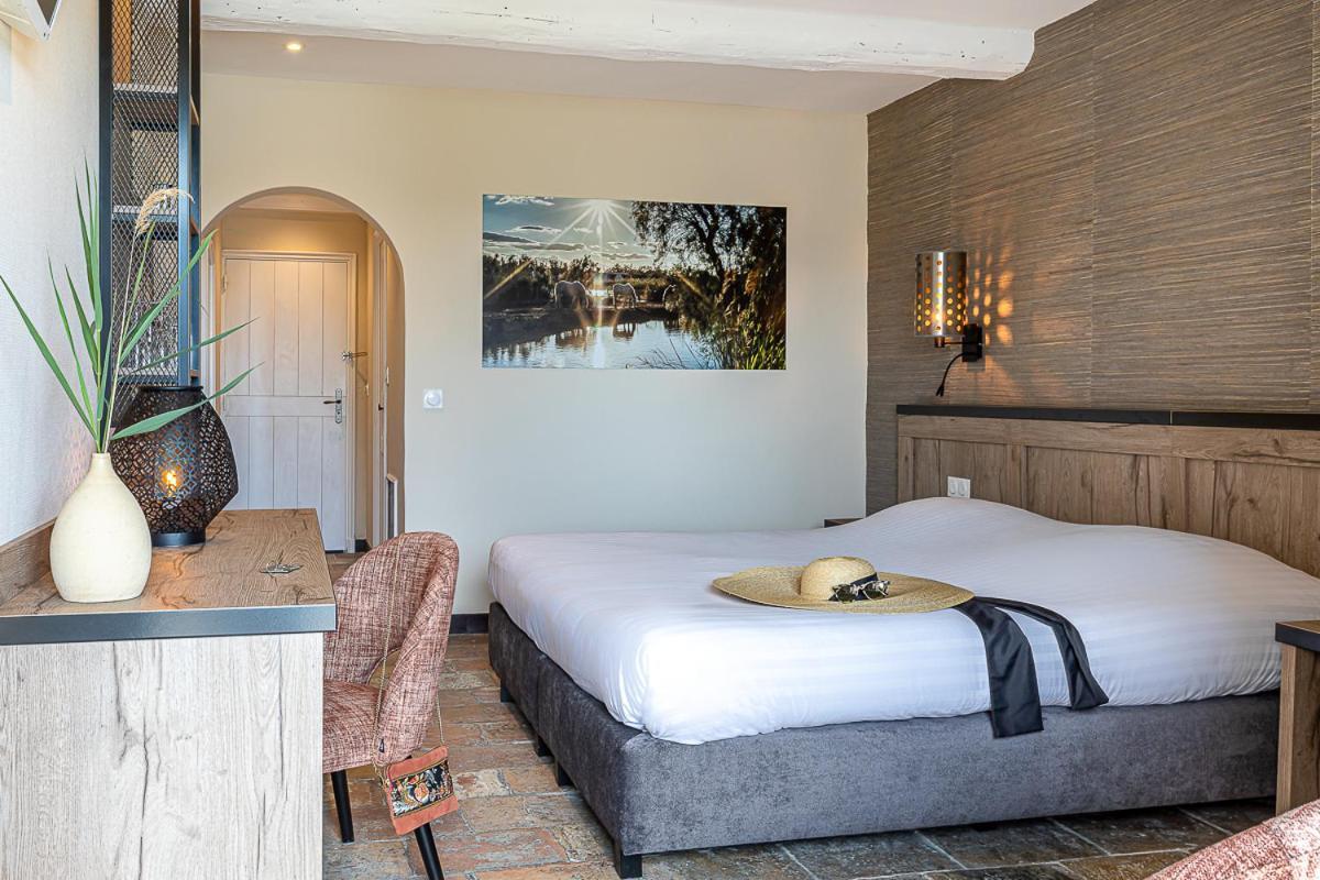 Les Bains Gardians Hotel Сен Мари де ла Мер Екстериор снимка
