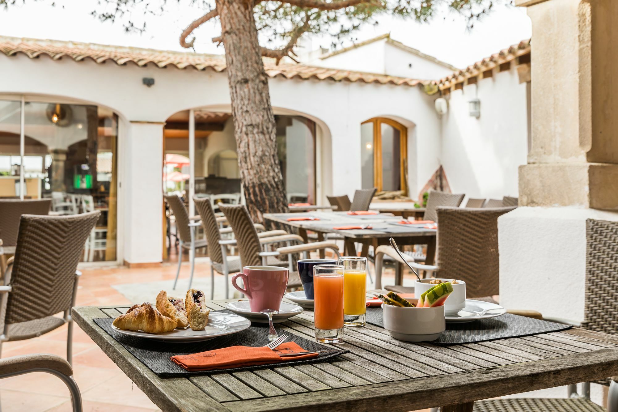 Les Bains Gardians Hotel Сен Мари де ла Мер Екстериор снимка